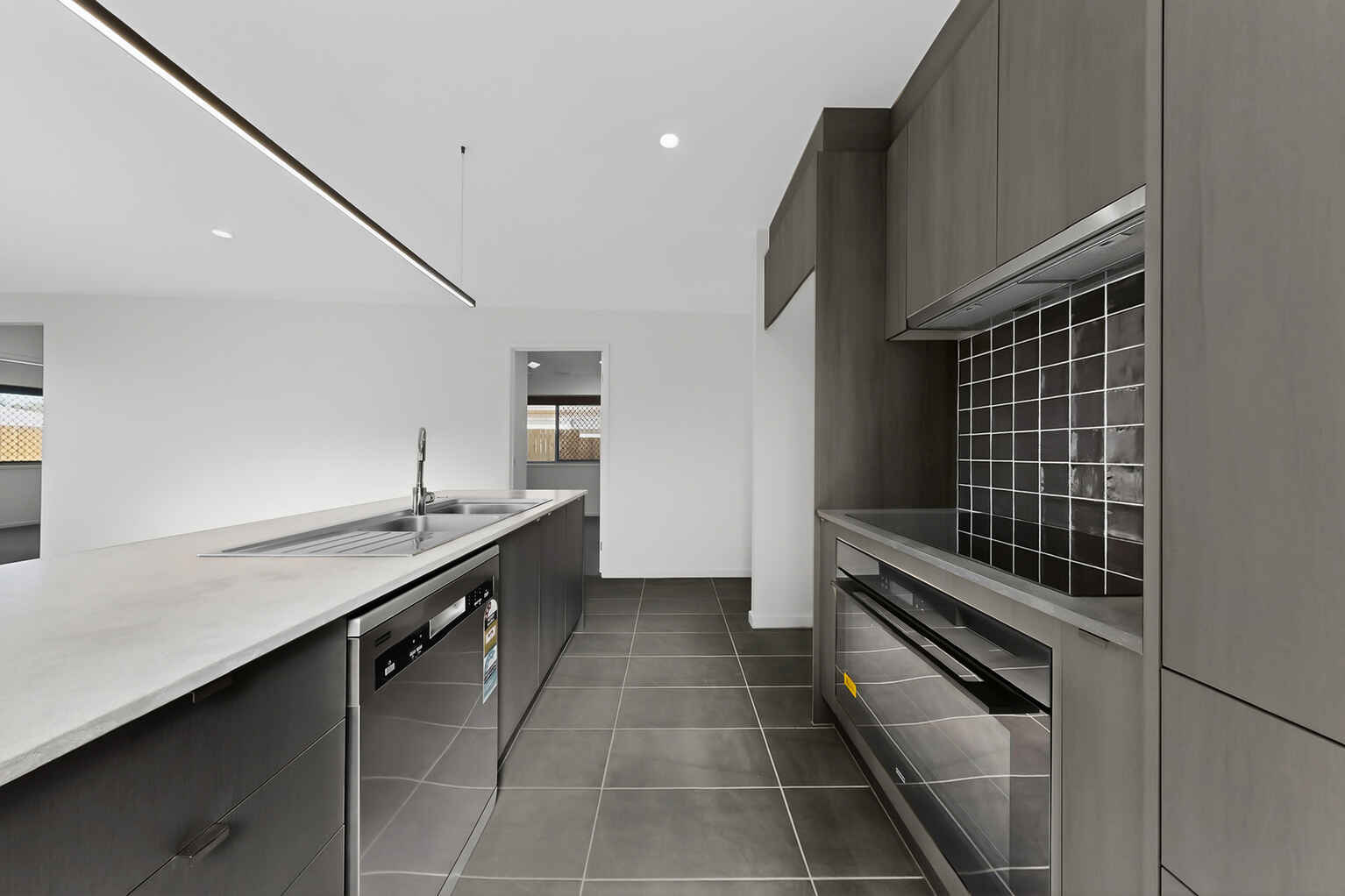 18 Flint Place White Rock 18 Flint Place White Rock