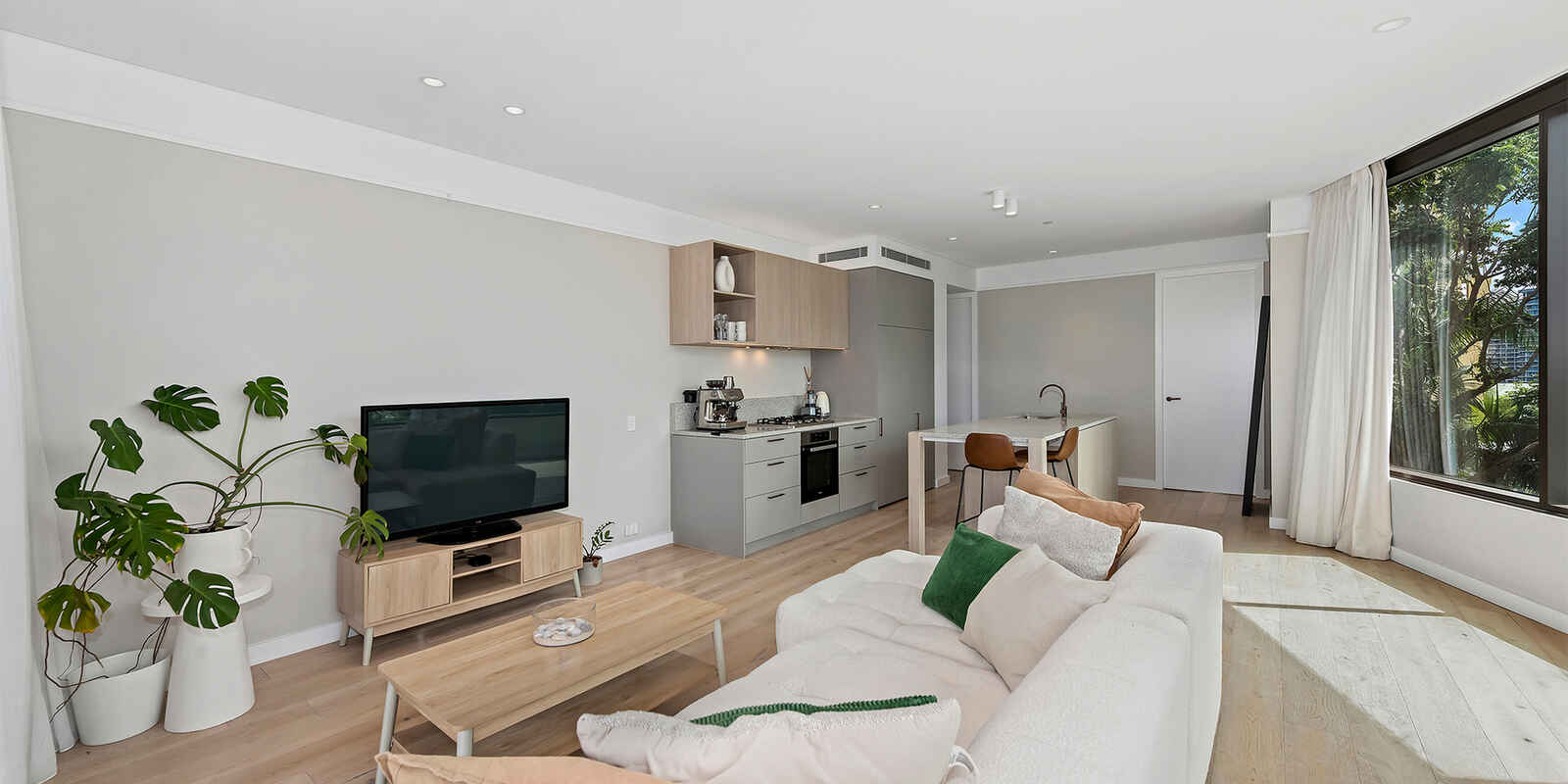 308/470 Main Street Kangaroo Point 308/470 Main Street Kangaroo Point