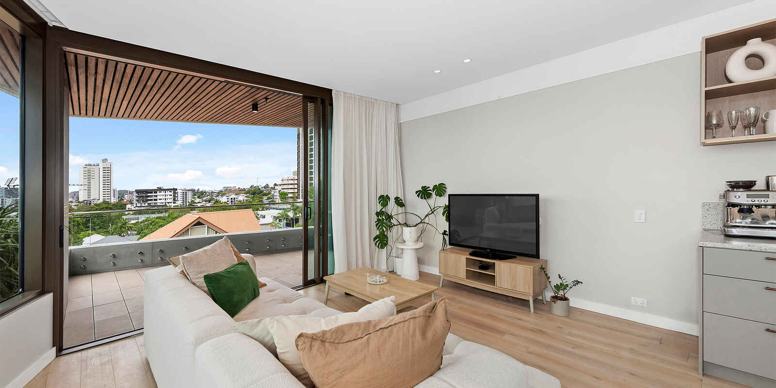 308/470 Main Street Kangaroo Point 308/470 Main Street Kangaroo Point